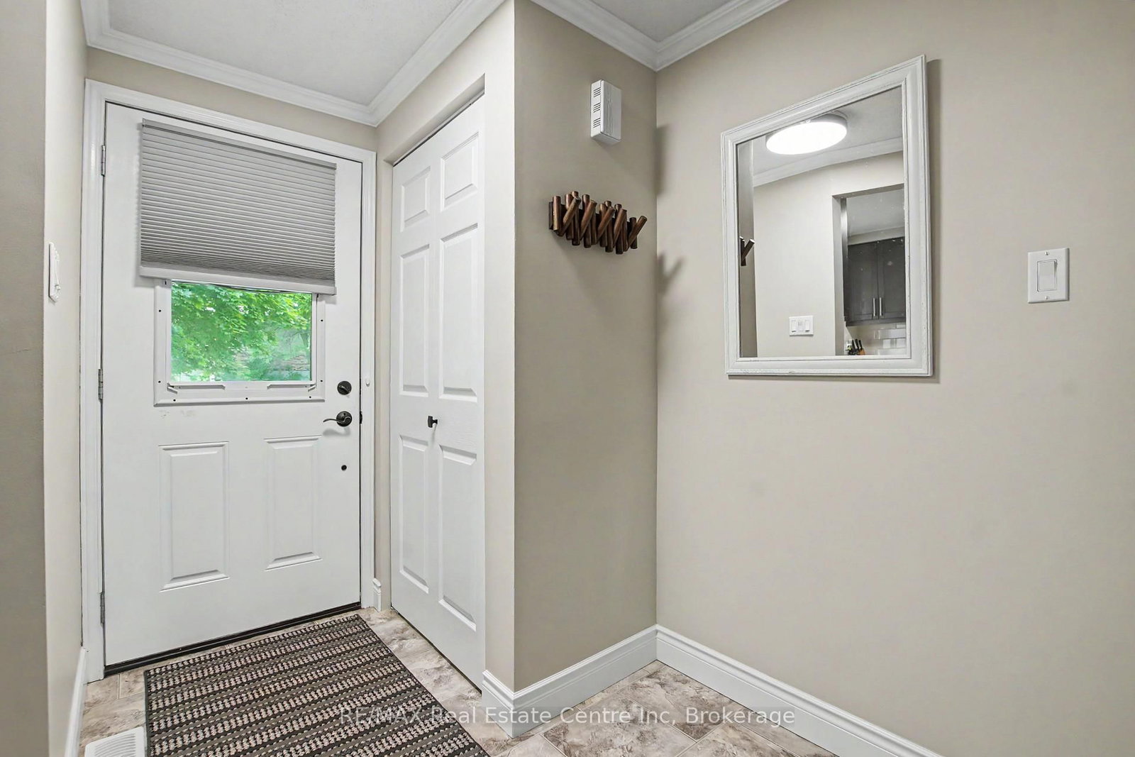 148 Carter Crescent • Cambridge, ON photo 4