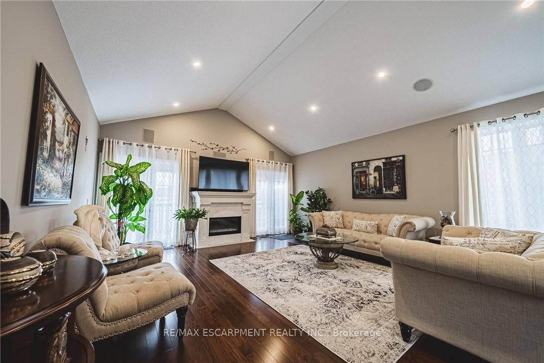 137 PINEHILL Drive • Hamilton, ON photo 18