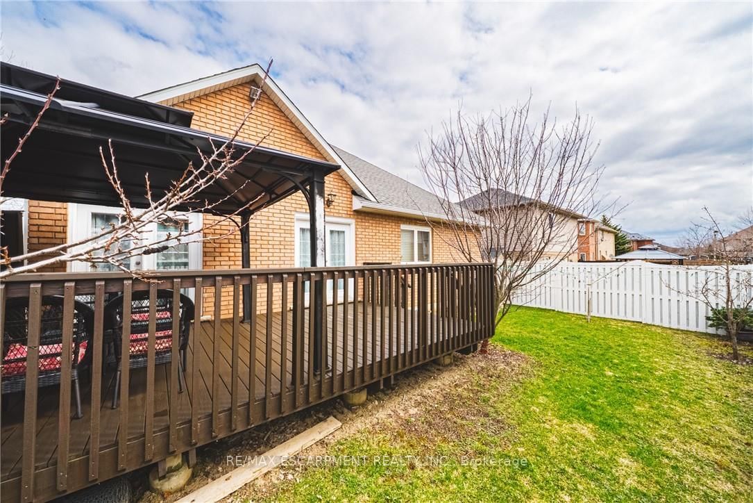 137 PINEHILL Drive • Hamilton, ON photo 39