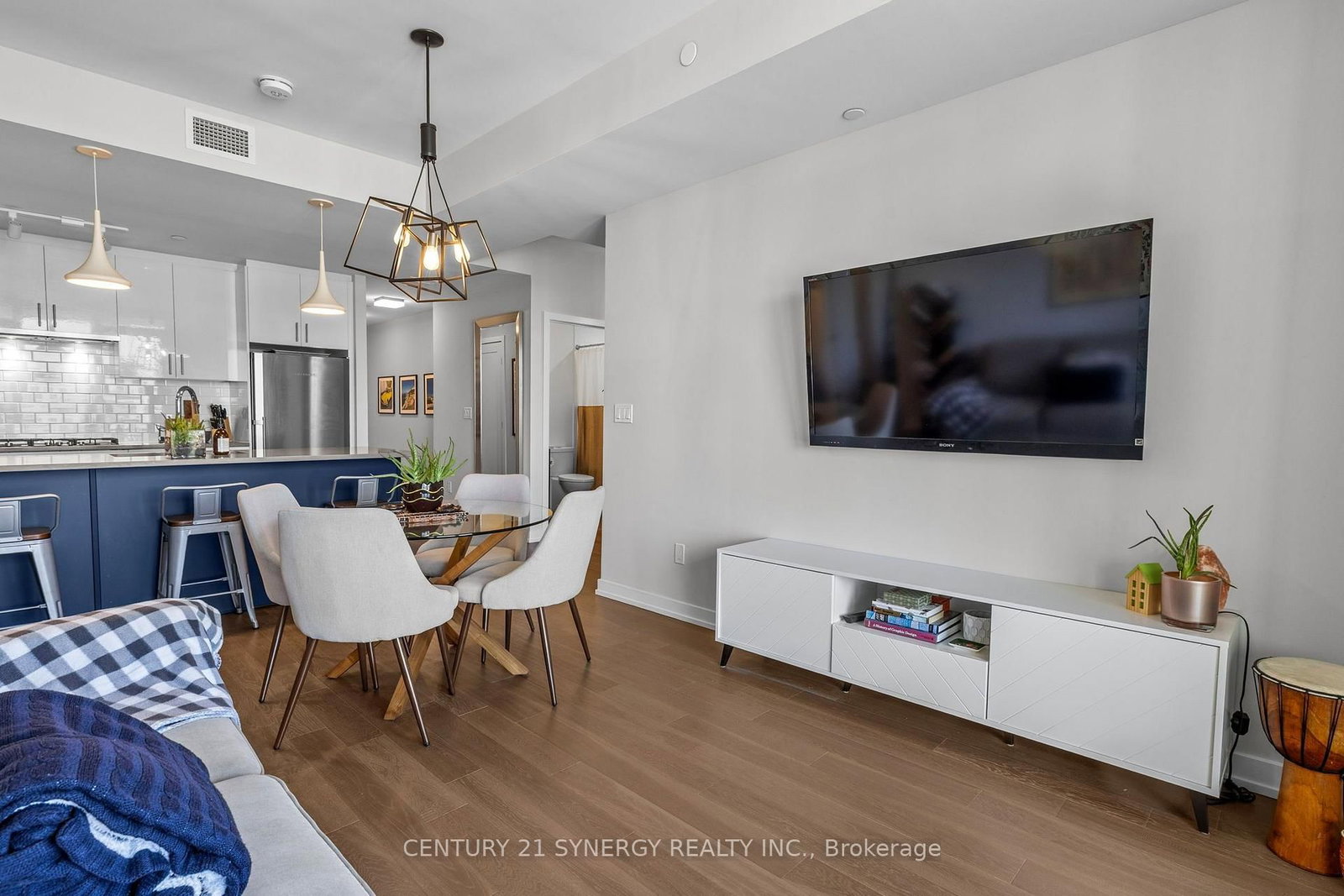 570 De Mazenod Avenue • #512 • Ottawa, ON photo 14