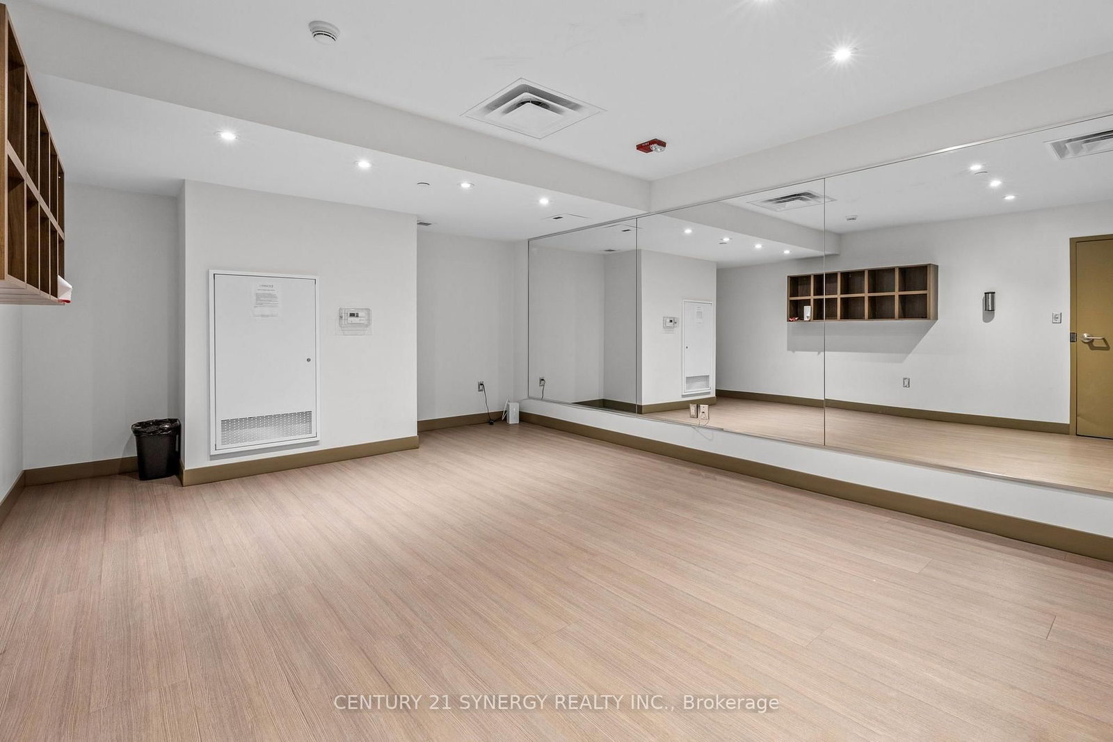570 De Mazenod Avenue • #512 • Ottawa, ON photo 35