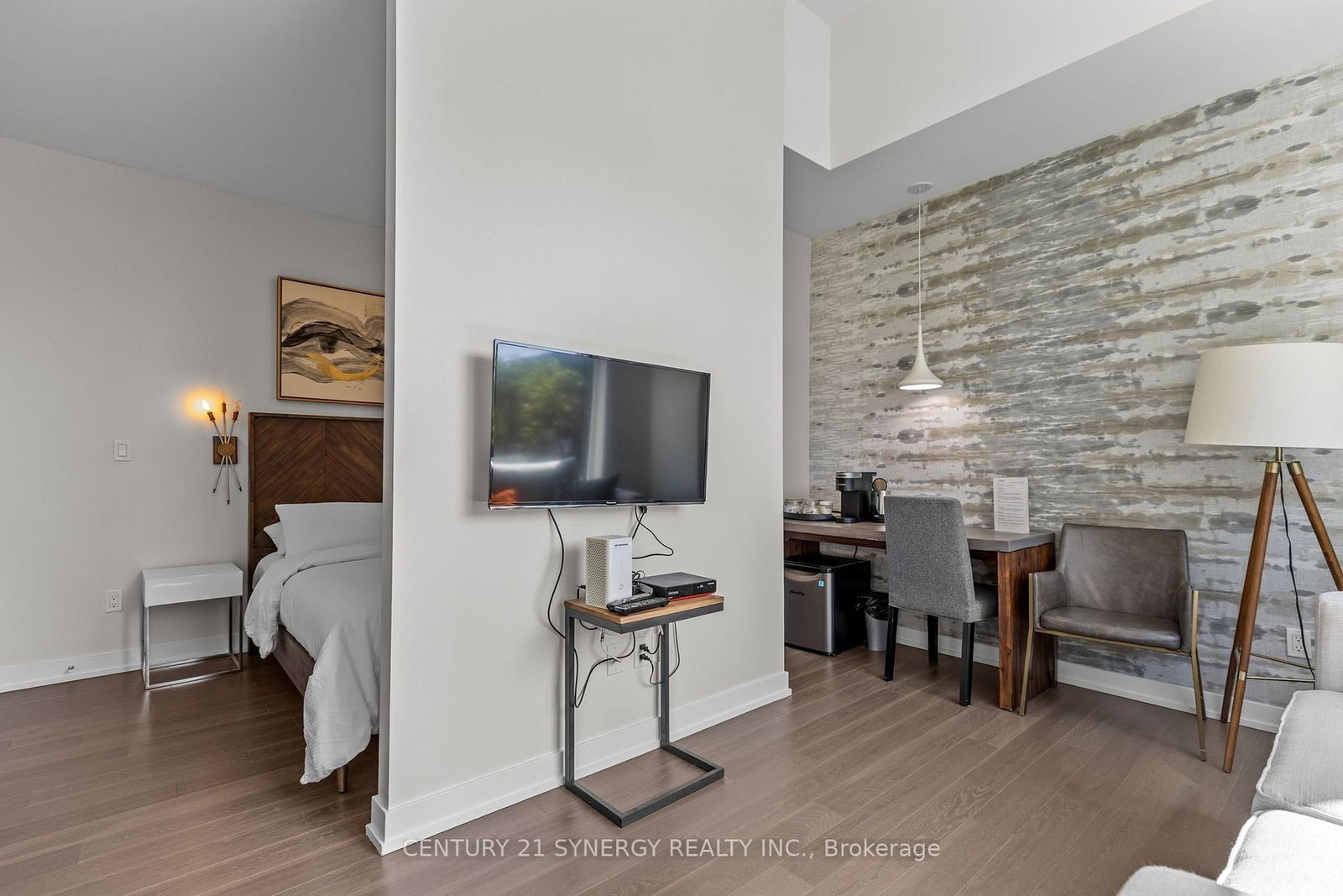 570 De Mazenod Avenue • #512 • Ottawa, ON photo 40
