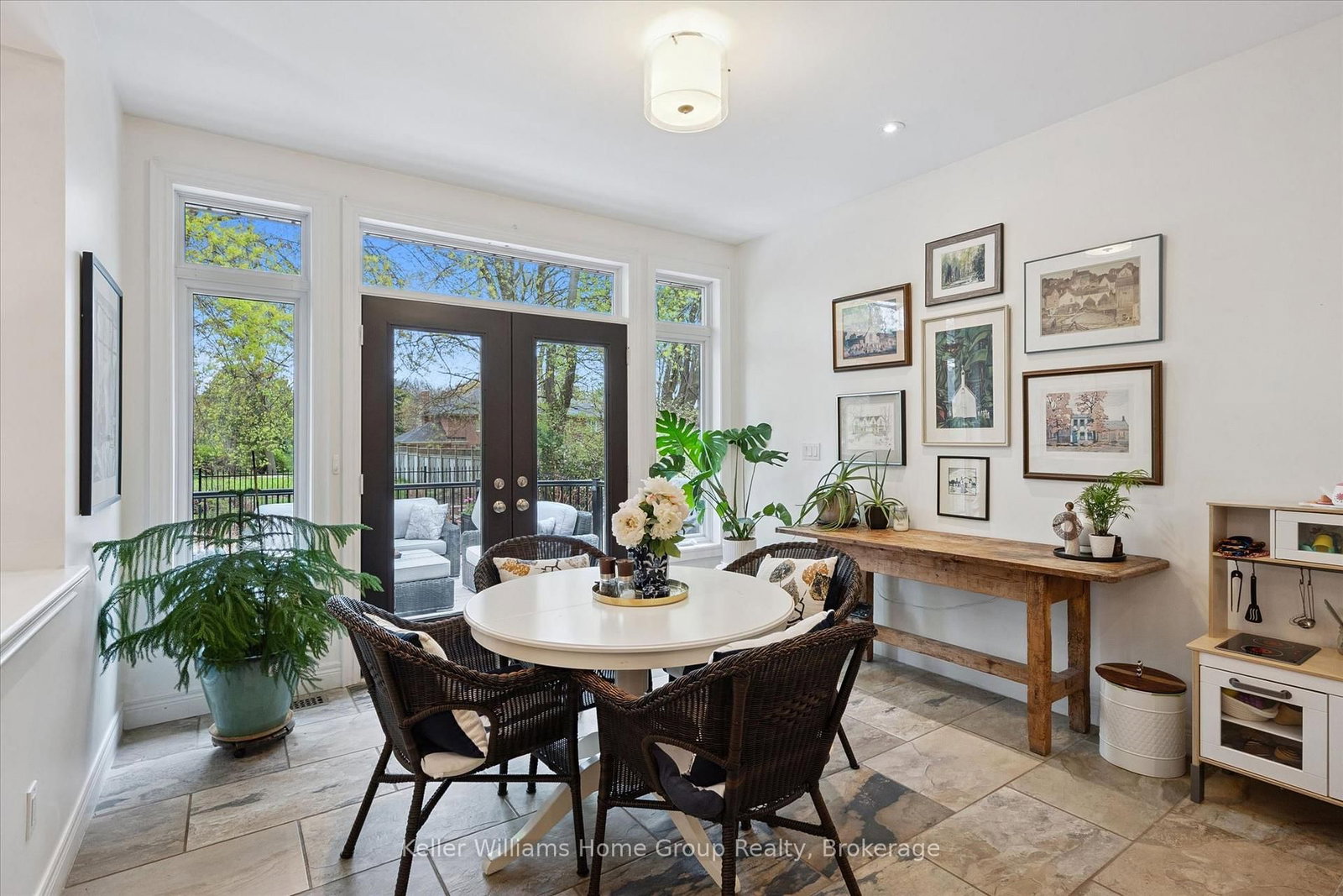 75 Woodside Road • Guelph, ON photo 17
