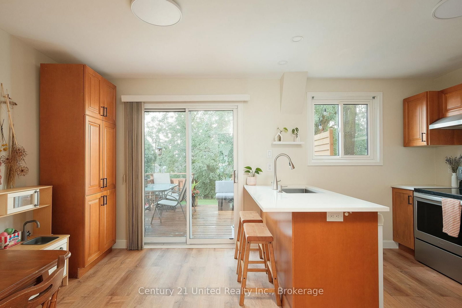 922 Webber Avenue • Peterborough, ON photo 6