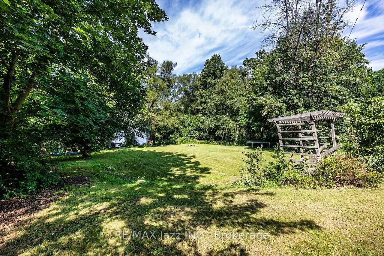 50 Long Island • Otonabee-South Monaghan, ON photo 16
