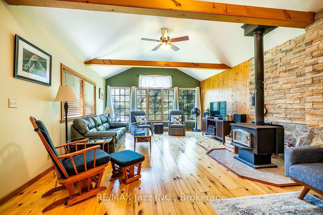 50 Long Island • Otonabee-South Monaghan, ON photo 25