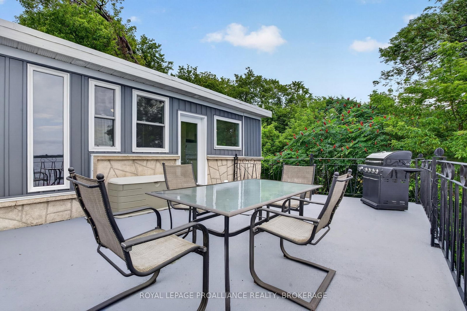 790 Howe Island Drive • Gananoque, ON photo 25