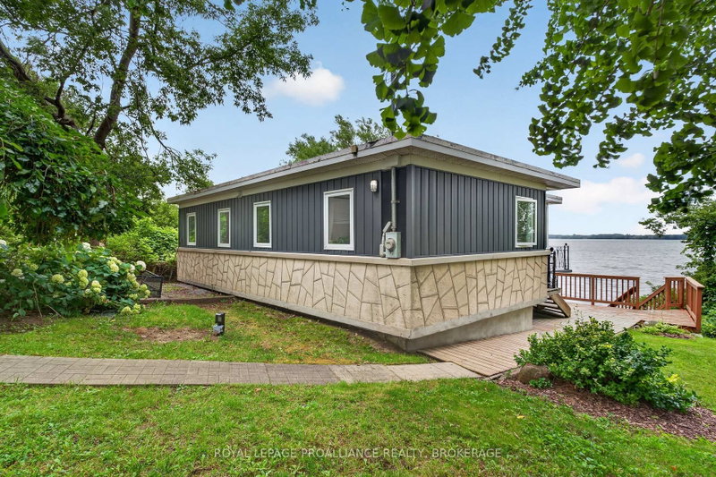790 Howe Island Drive