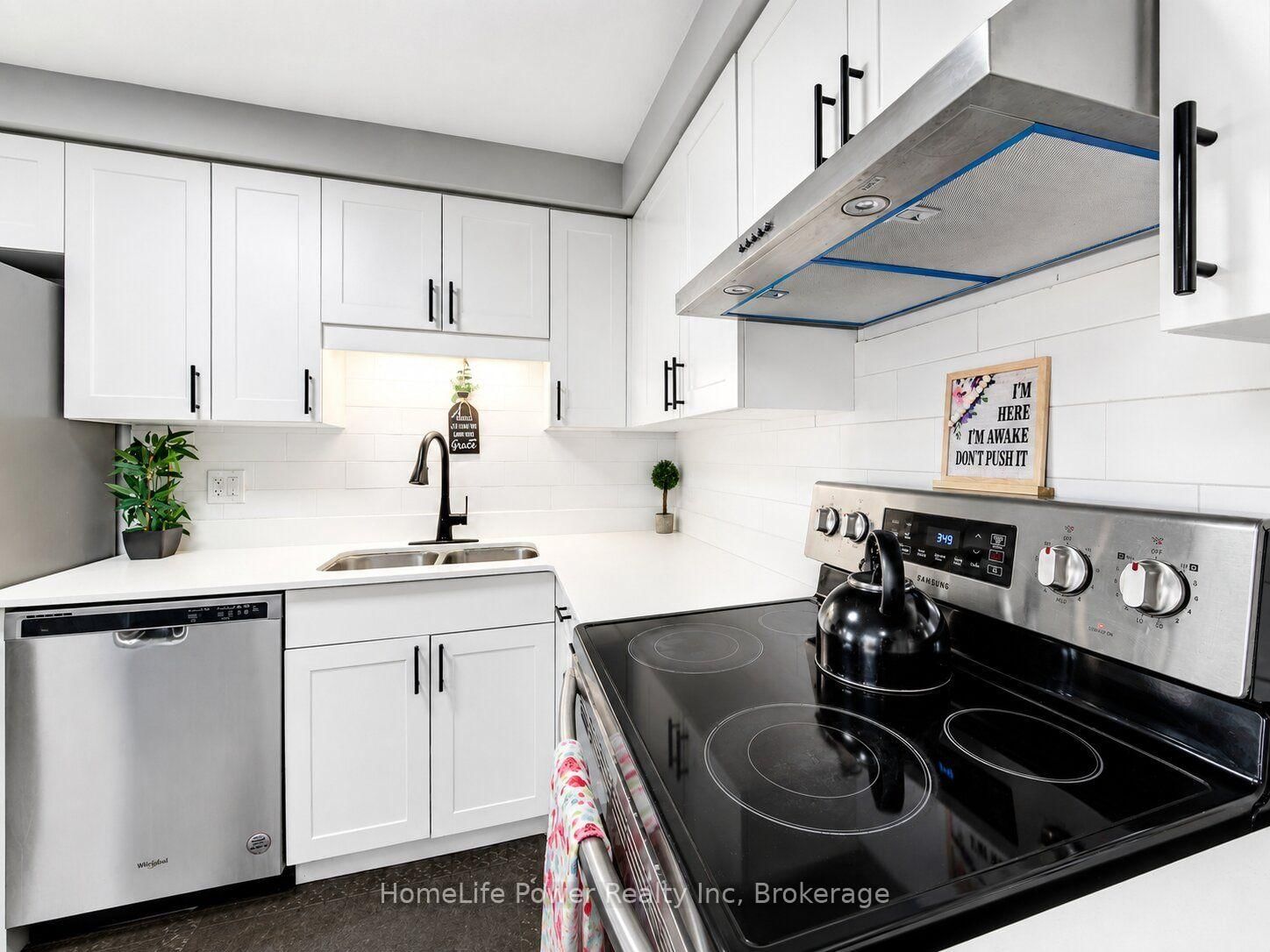 233 RED CLOVER Court • Kitchener, ON photo 14