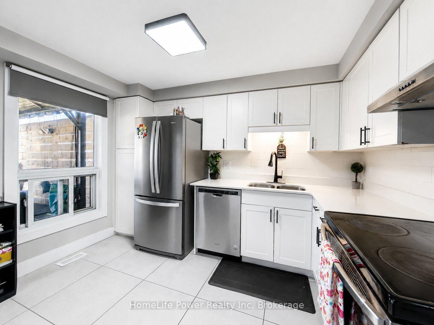 233 RED CLOVER Court • Kitchener, ON photo 15