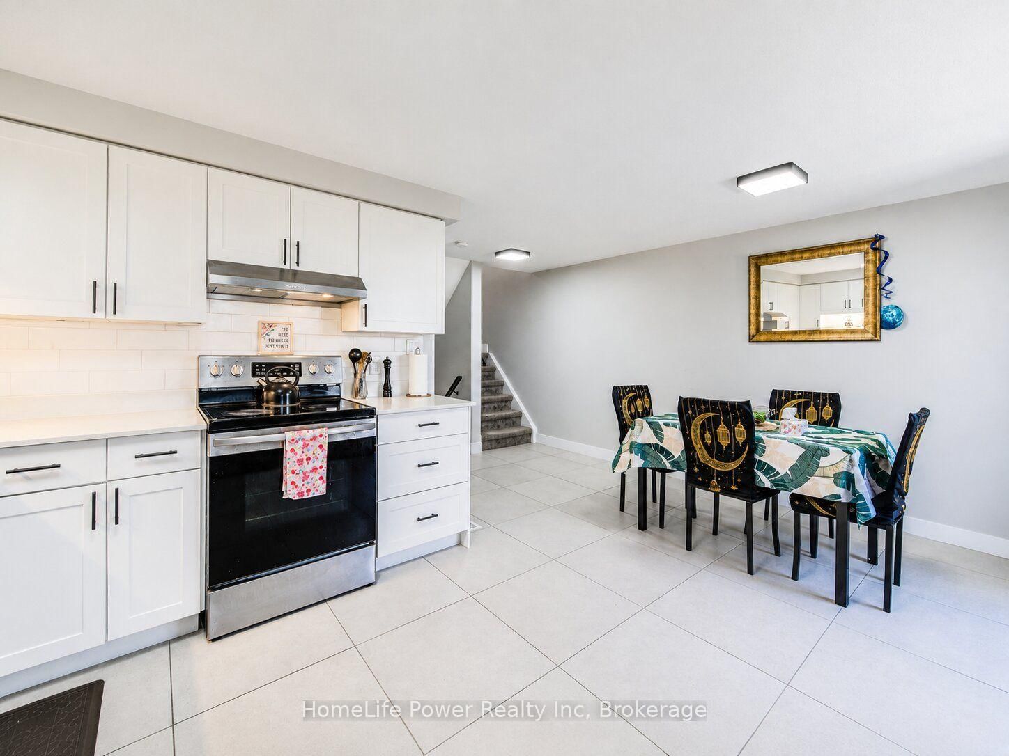 233 RED CLOVER Court • Kitchener, ON photo 16