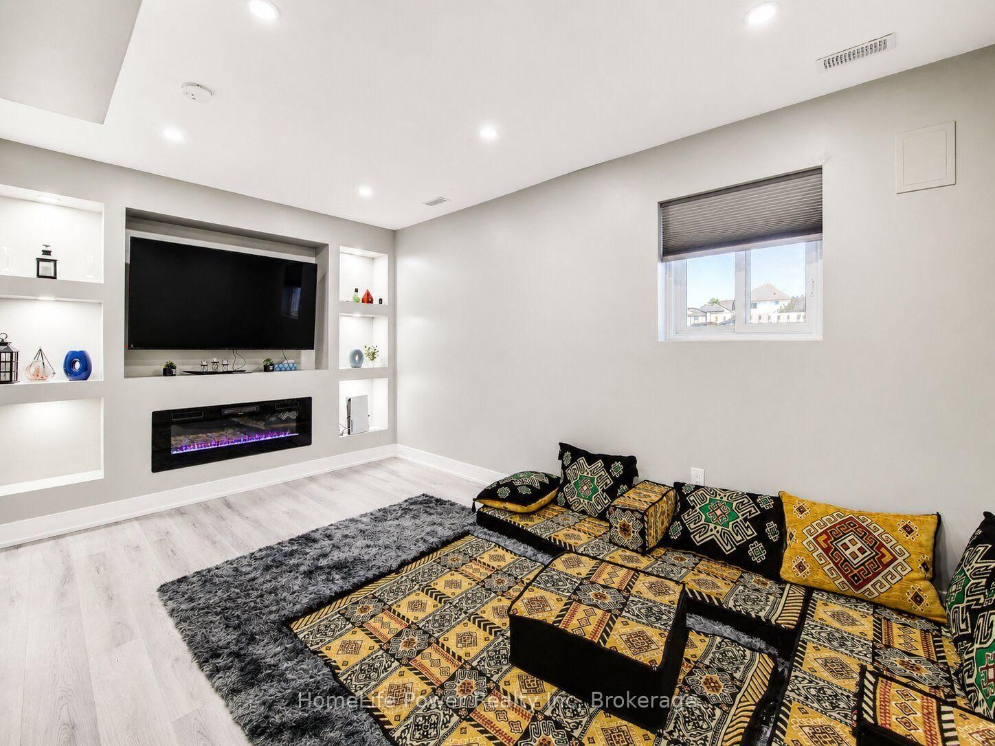 233 RED CLOVER Court • Kitchener, ON photo 29