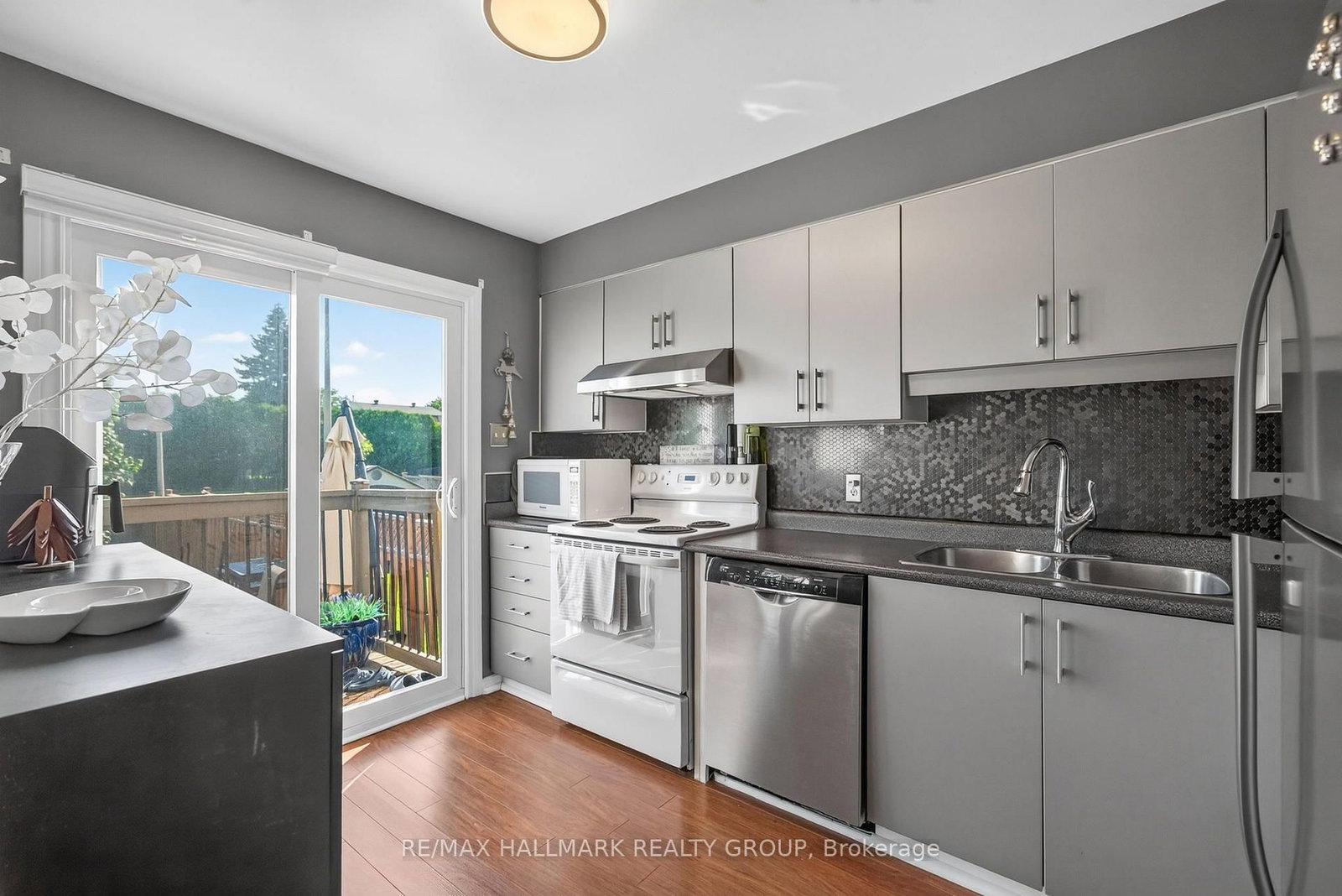 1655 Greywood Drive • Ottawa, ON photo 13