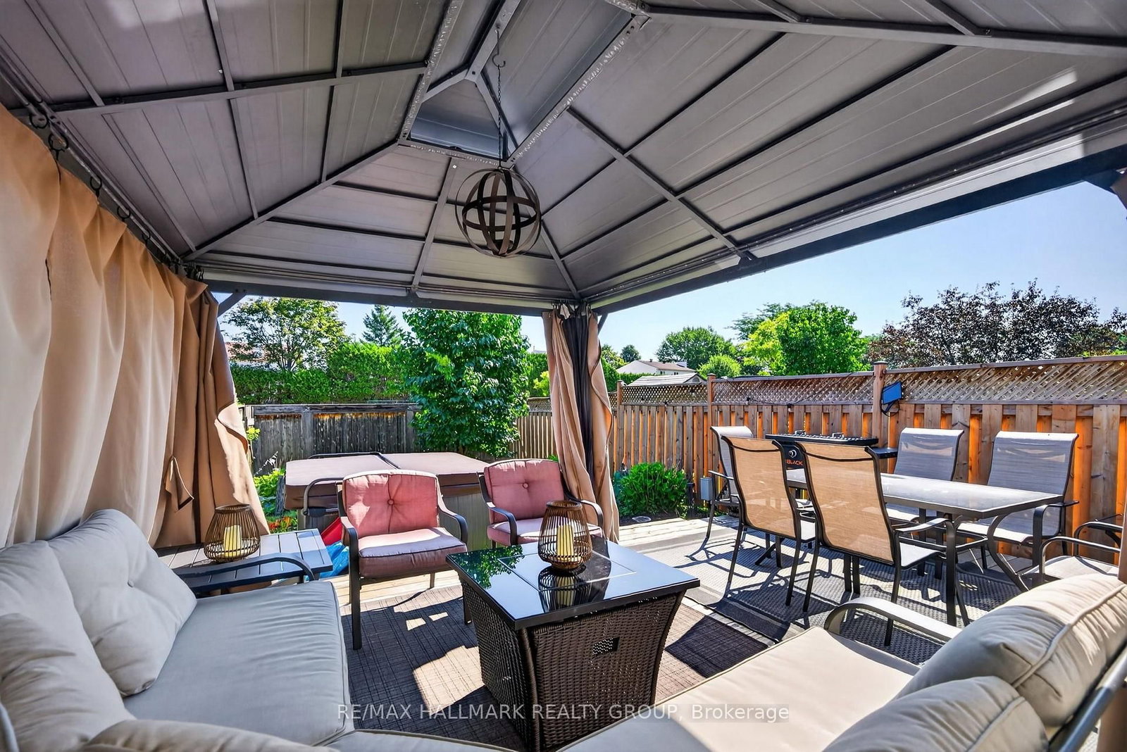 1655 Greywood Drive • Ottawa, ON photo 33