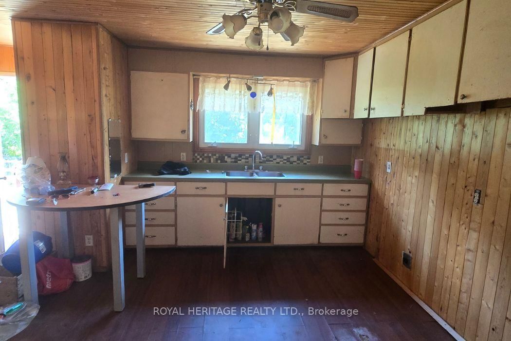 1590 Elm Tree Road • Central Frontenac, ON photo 5