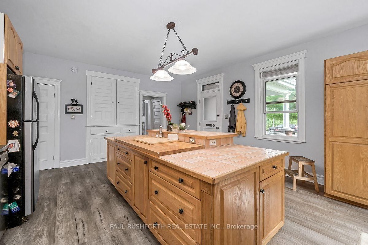 100 Poole Street • Arnprior, ON photo 19