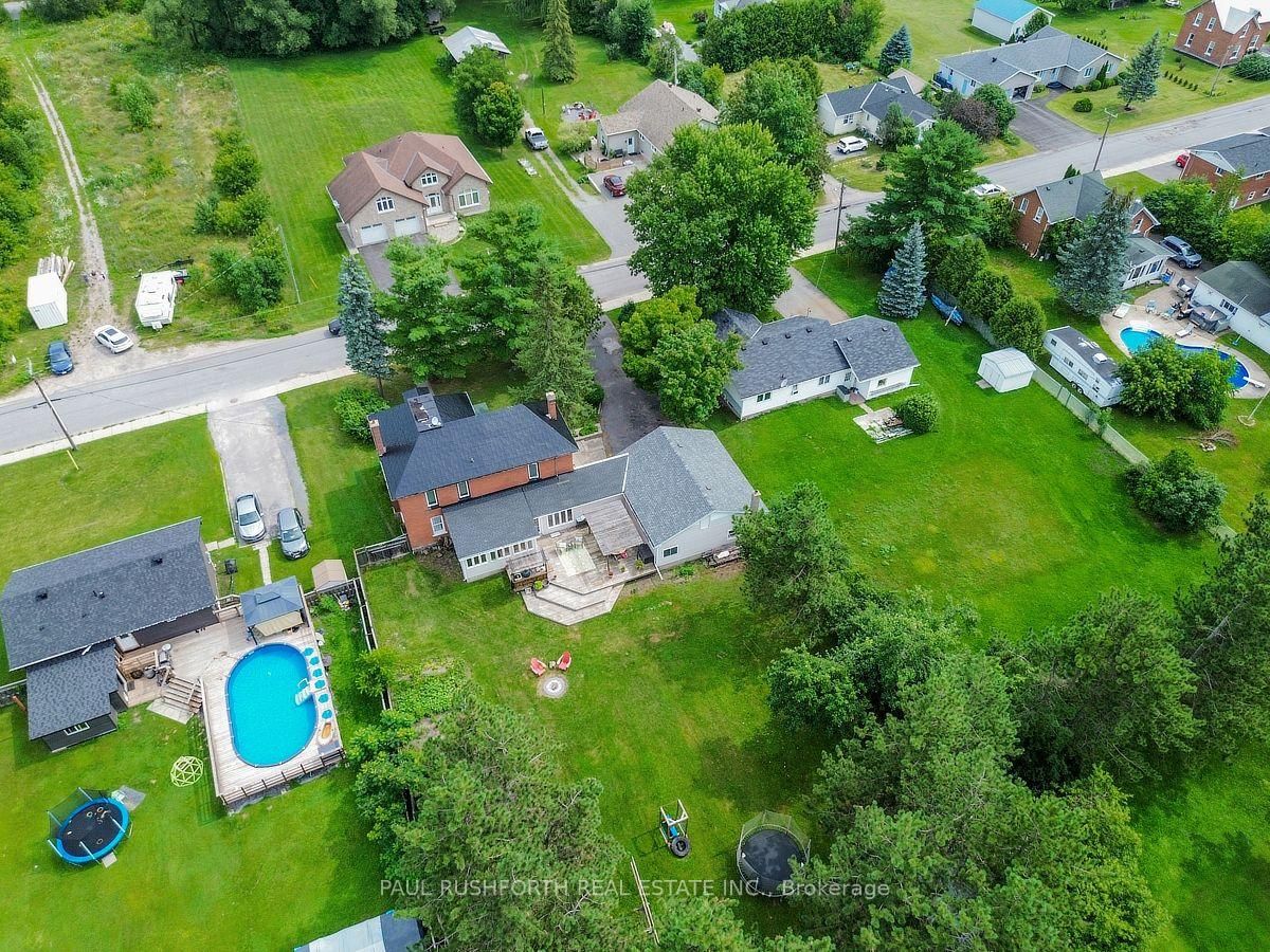 100 Poole Street • Arnprior, ON photo 44