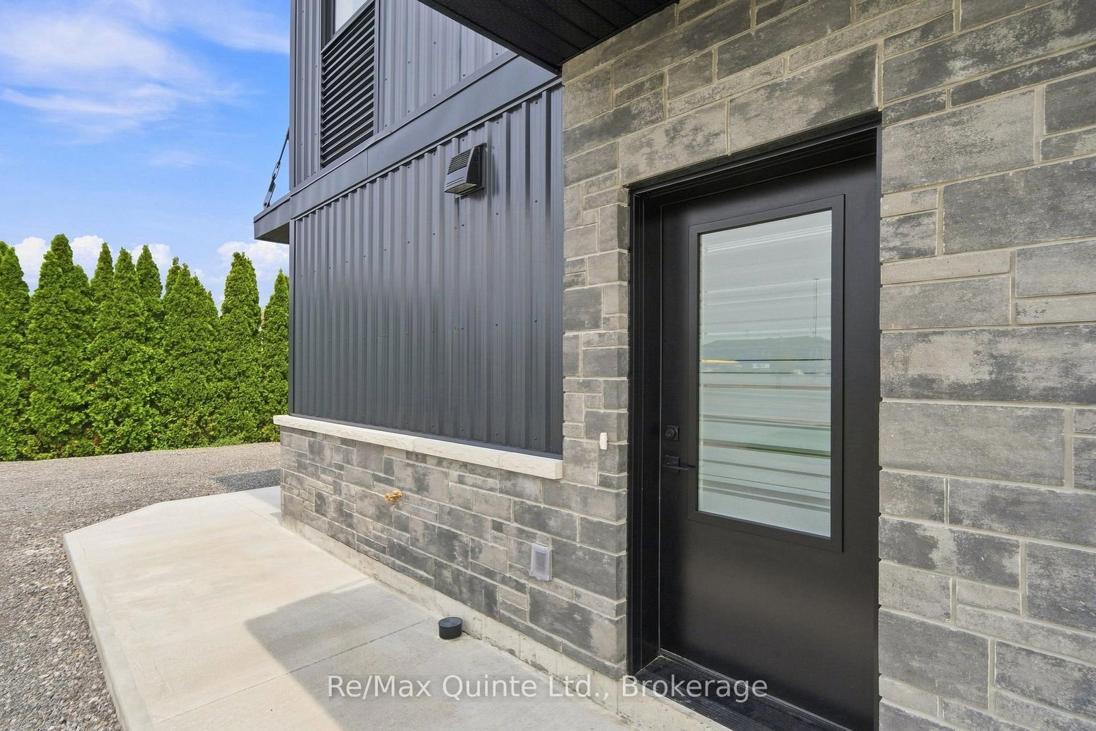 B - 5 Sienna Avenue, Belleville 5