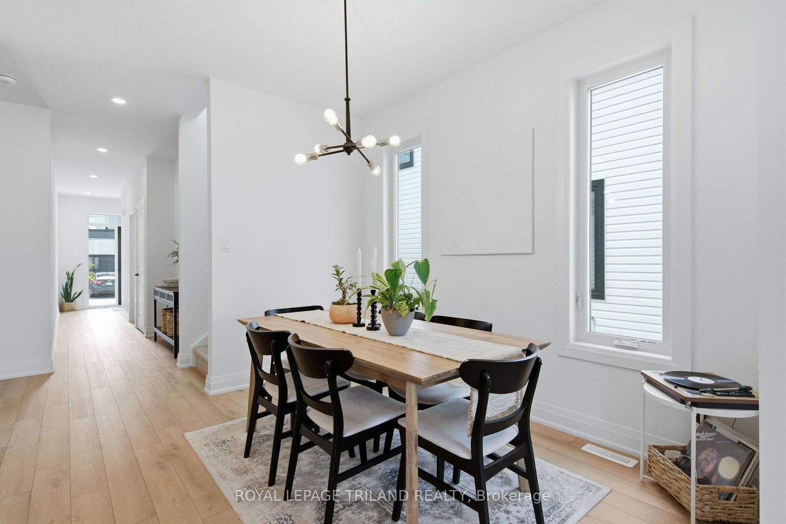 101 Swales Avenue • #11 • Strathroy-Caradoc, ON photo 13