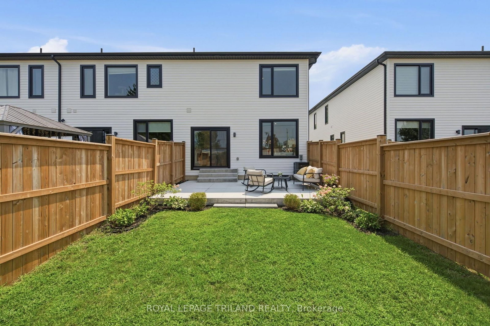 101 Swales Avenue • #11 • Strathroy-Caradoc, ON photo 35