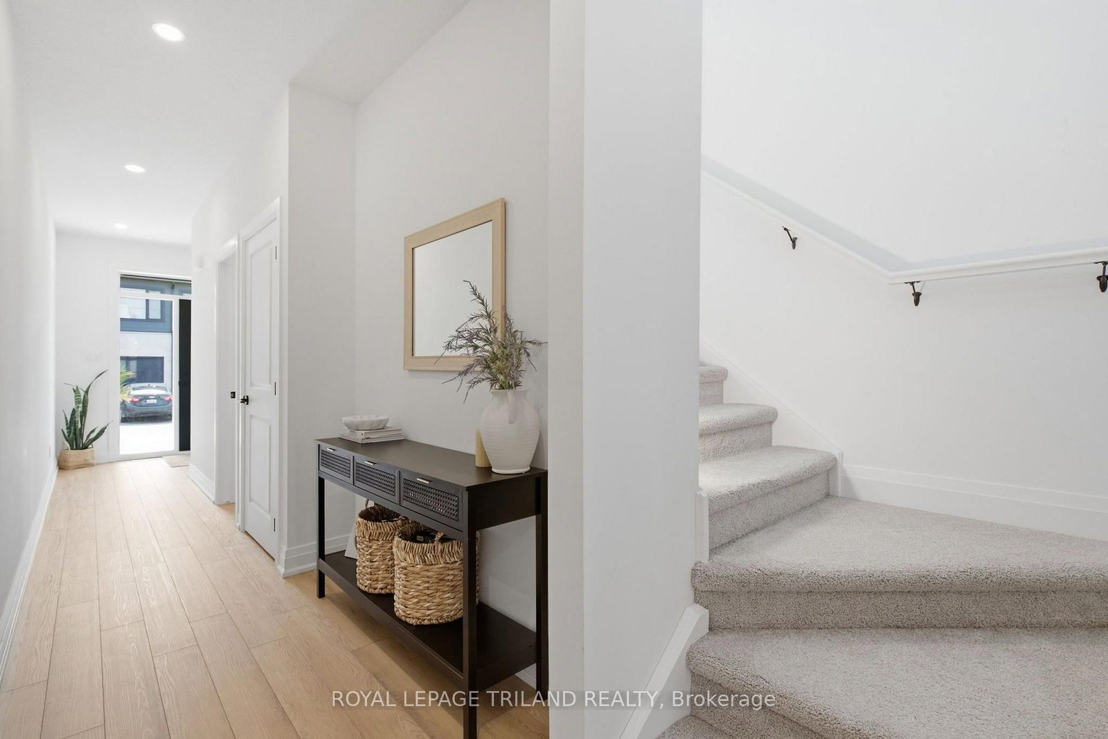 101 Swales Avenue • #11 • Strathroy-Caradoc, ON photo 4