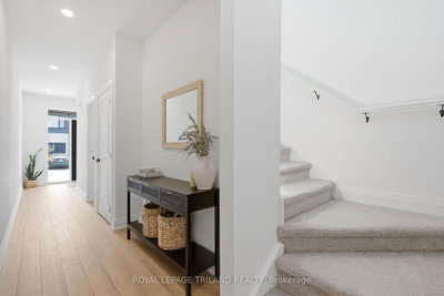 101 Swales Avenue • #11 • Strathroy-Caradoc, ON photo 4
