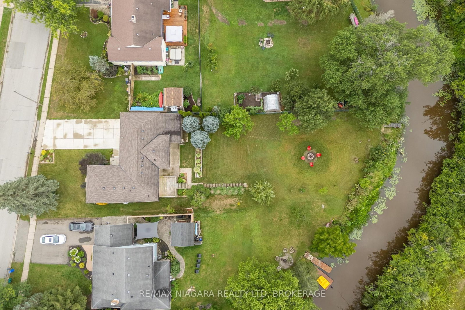 3522 East Main Street • Fort Erie, ON photo 3