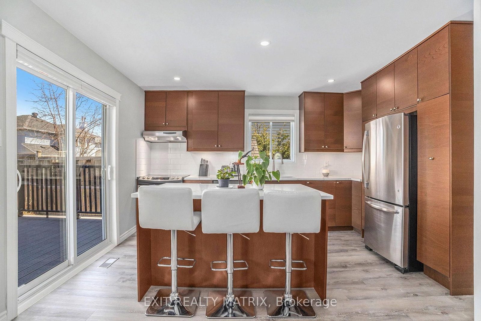 697 Levac Drive • Orleans, ON photo 12