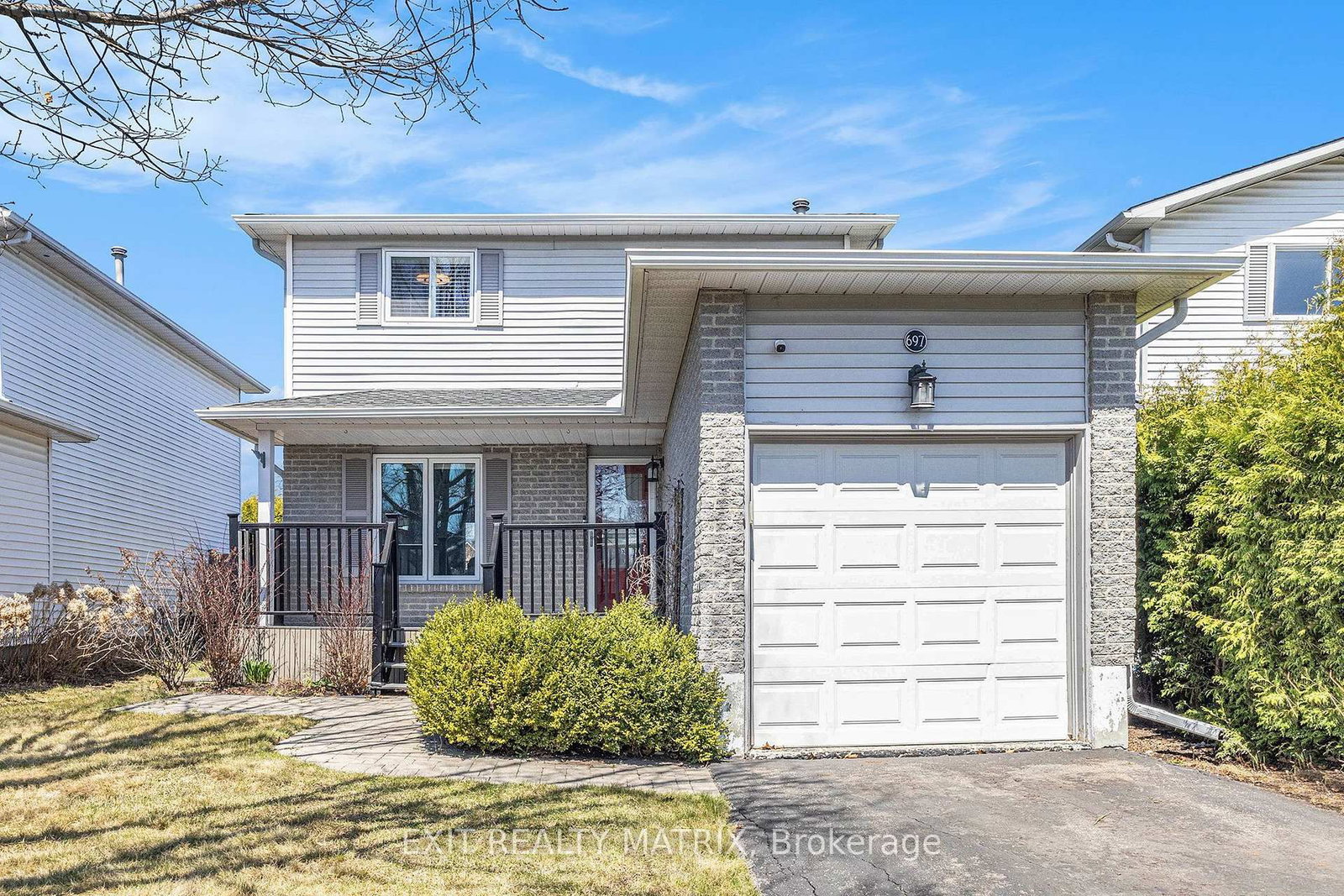 697 Levac Drive • Orleans, ON photo 2