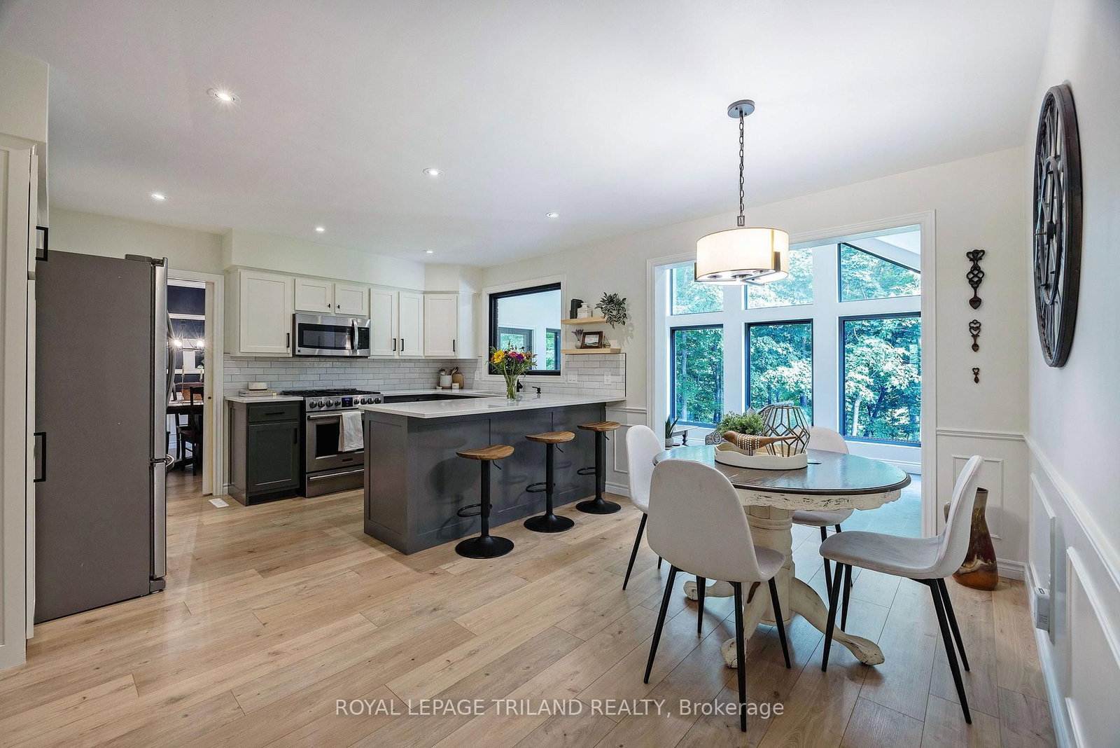 20 Woodhaven Court • St. Thomas, ON photo 16