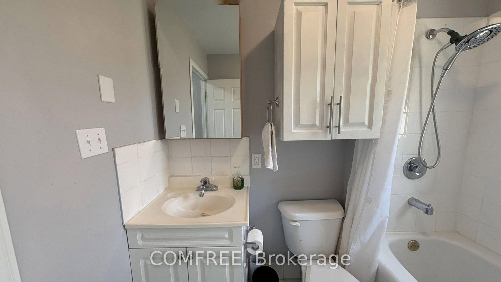 142 Mcarthur Avenue • Welland, ON photo 13