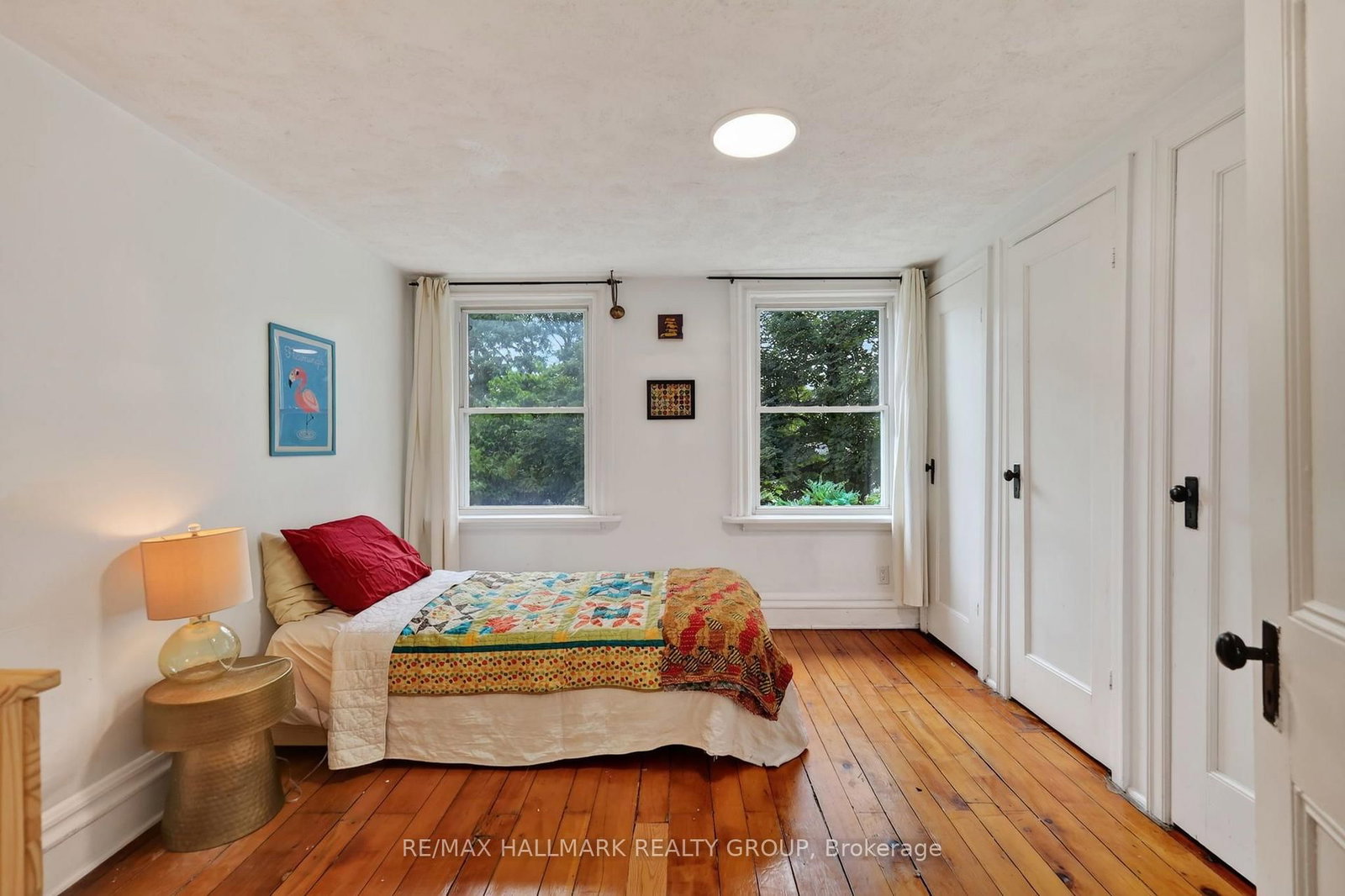 664 Center Street • Ottawa, ON photo 25