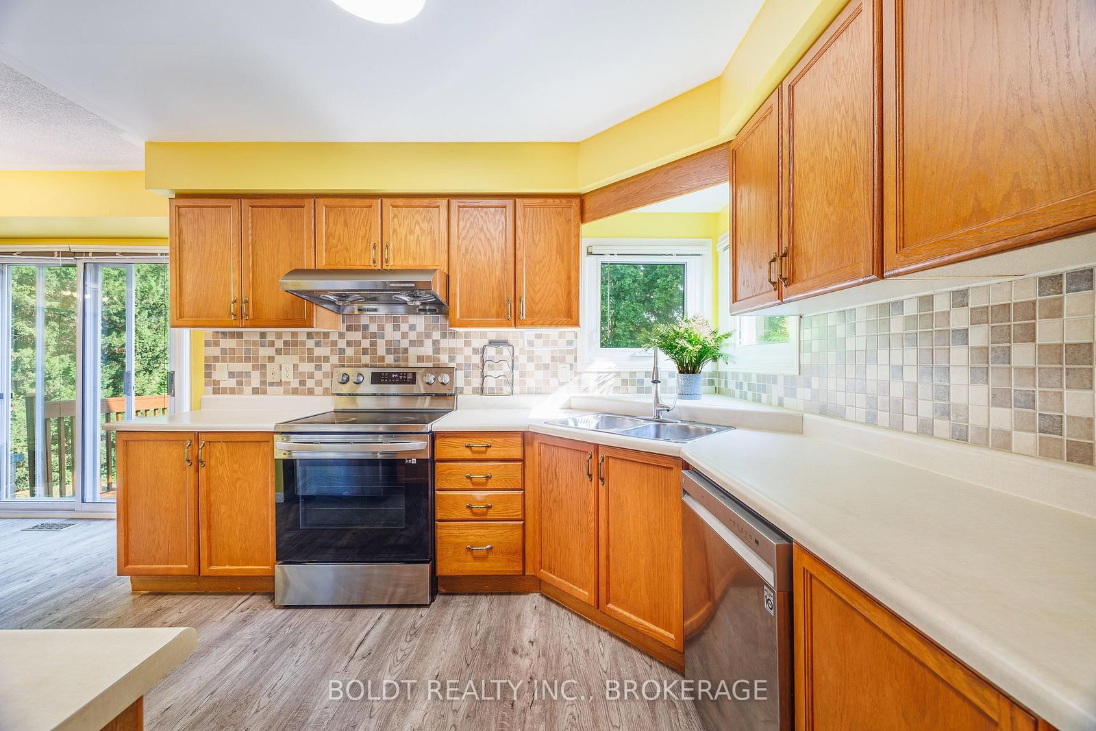 64 Carmine Crescent • St. Catharines, ON photo 11