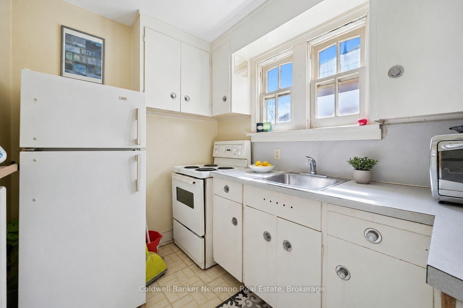159 Glasgow Street N • Guelph, ON photo 26