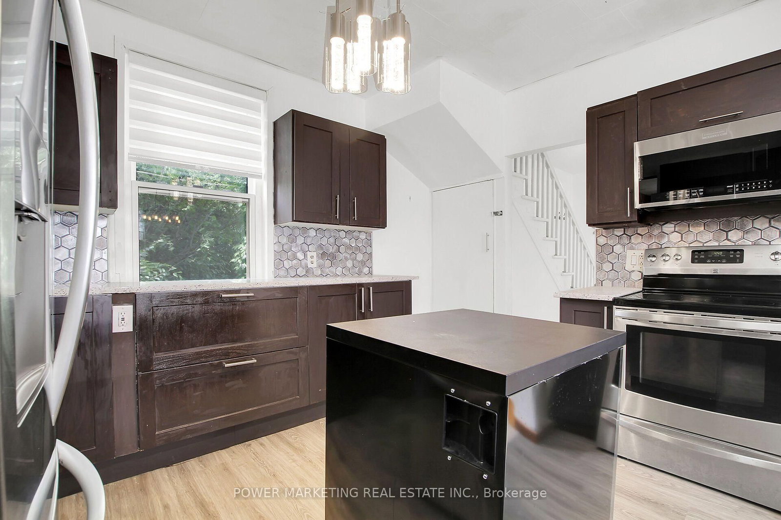 28 MONTAGUE Street • Smiths Falls, ON photo 15