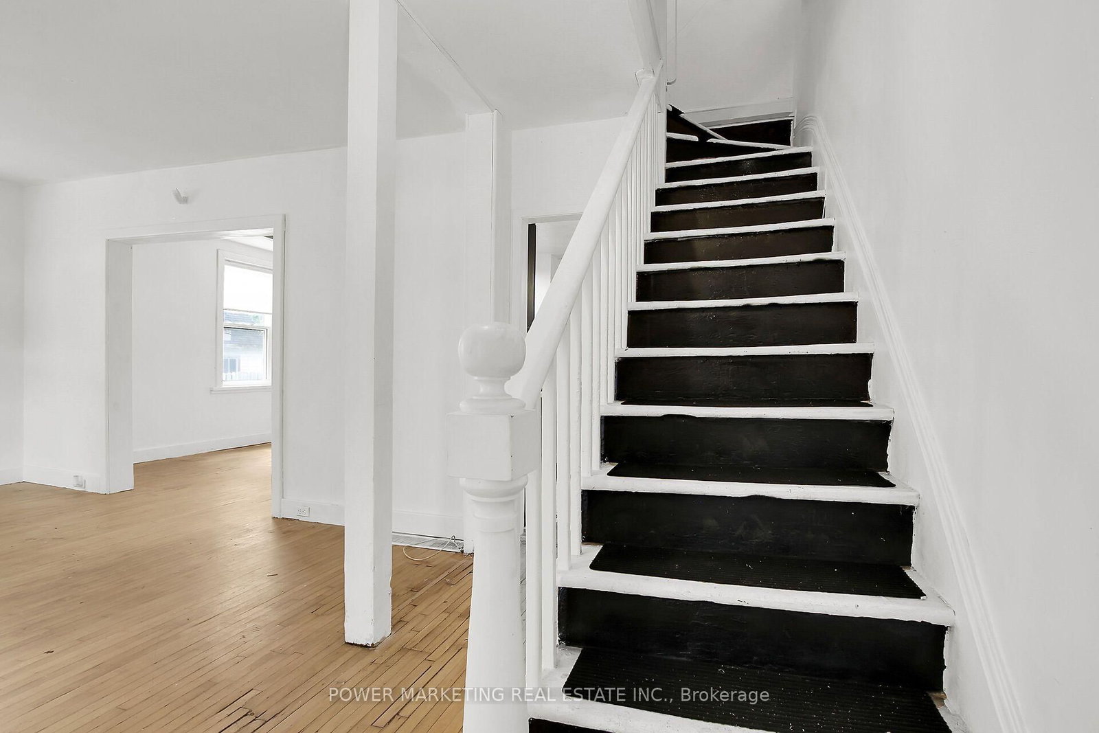 28 MONTAGUE Street • Smiths Falls, ON photo 27