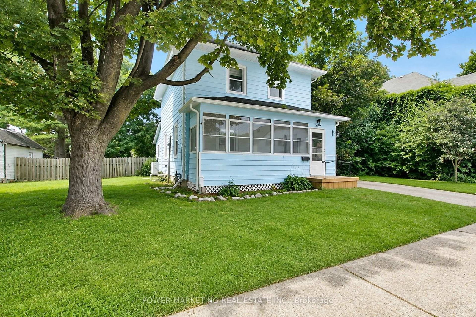 28 MONTAGUE Street • Smiths Falls, ON photo 47