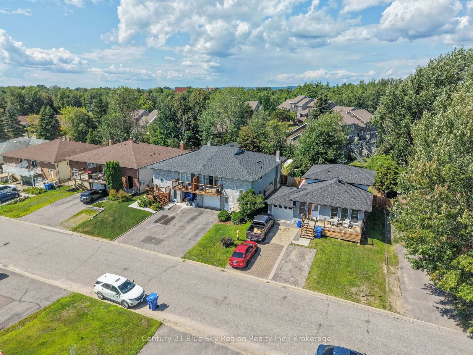 140 Massey Drive • North Bay, ON photo 4