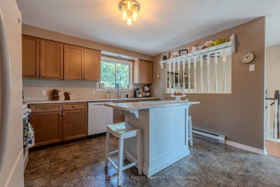 140 Massey Drive • North Bay, ON photo 9