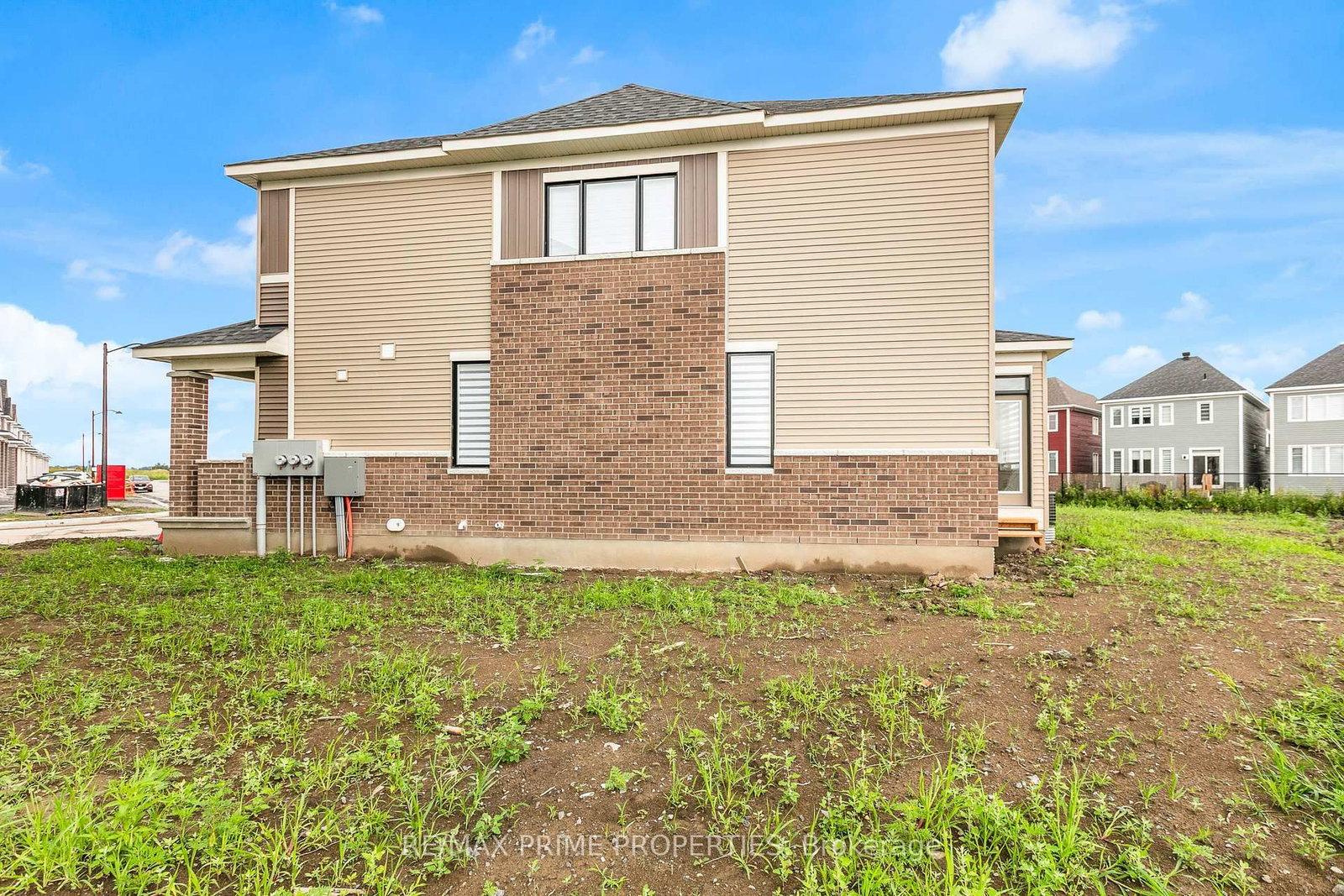745 Haflinger Row • Richmond, ON photo 3