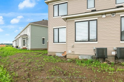 745 Haflinger Row • Richmond, ON photo 5