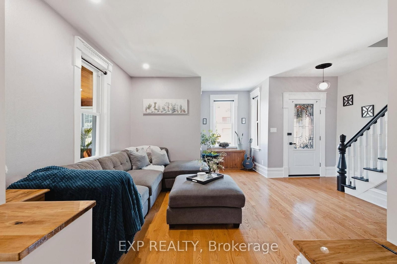 2027 Victoria Street • Howick, ON photo 19