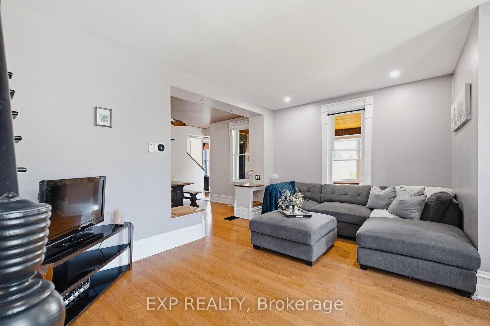 2027 Victoria Street • Howick, ON photo 20