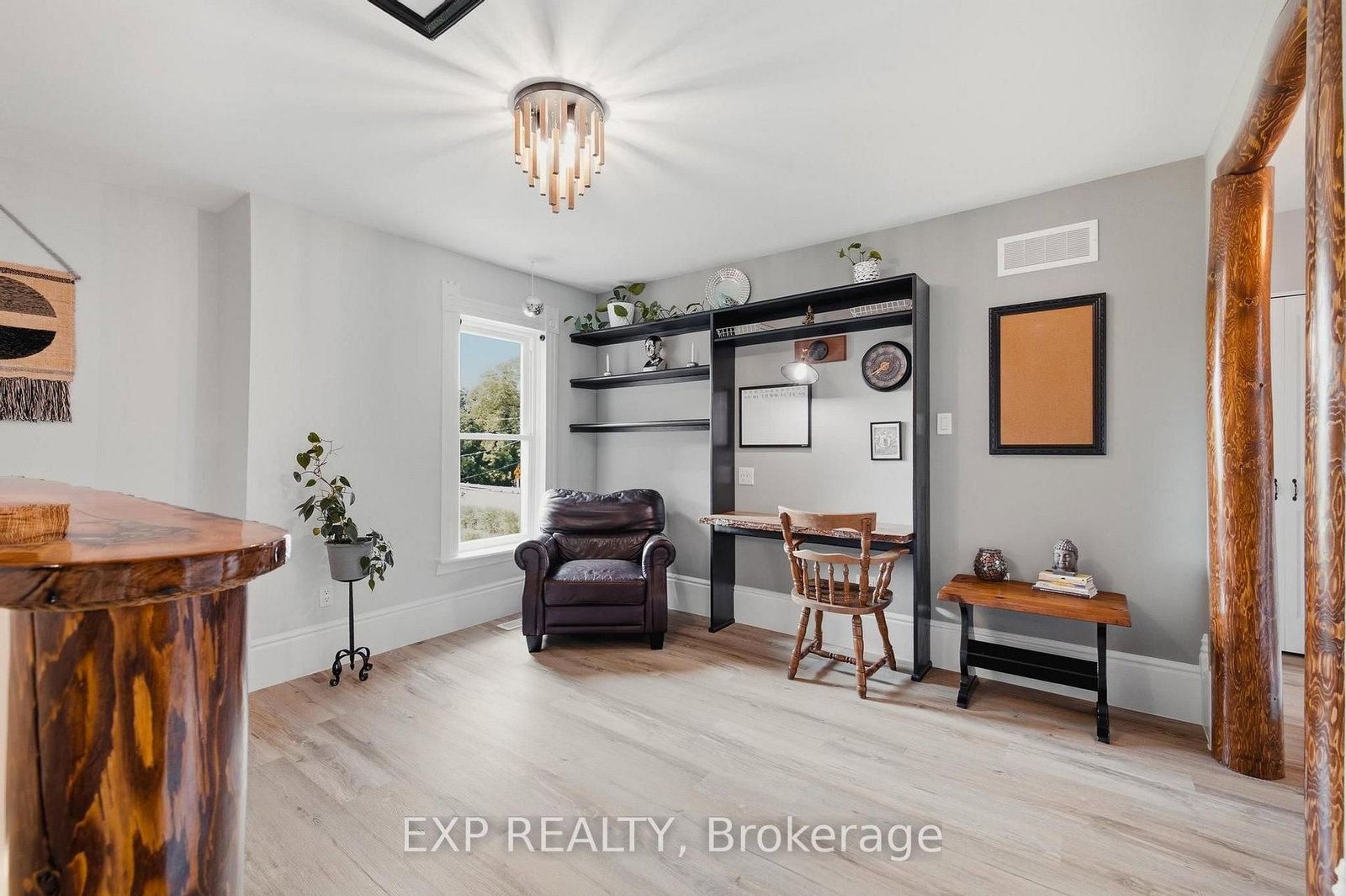 2027 Victoria Street • Howick, ON photo 27