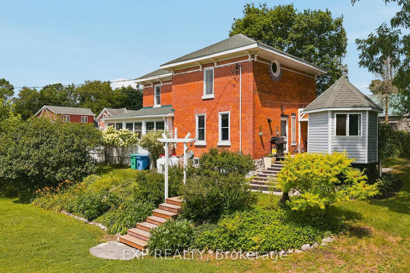 2027 Victoria Street • Howick, ON photo 41