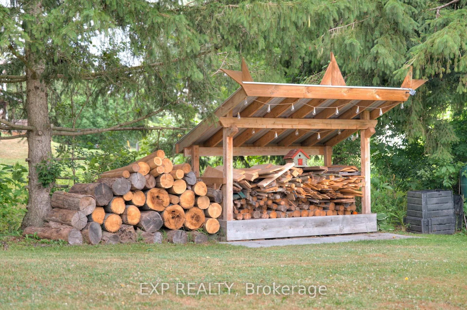 2027 Victoria Street • Howick, ON photo 46