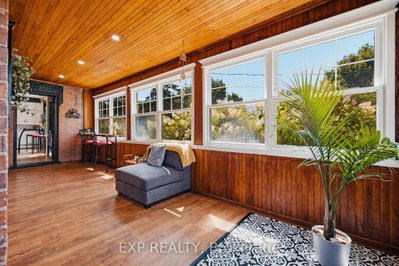 2027 Victoria Street • Howick, ON photo 5