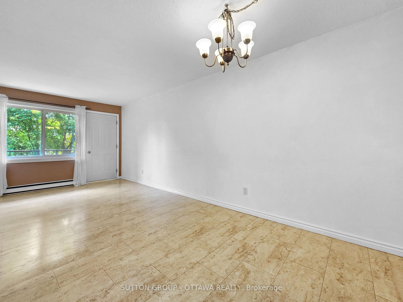 2044 Arrowsmith Drive • #202A • Ottawa, ON photo 10