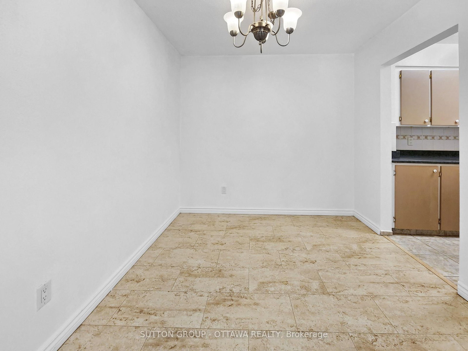 2044 Arrowsmith Drive • #202A • Ottawa, ON photo 13