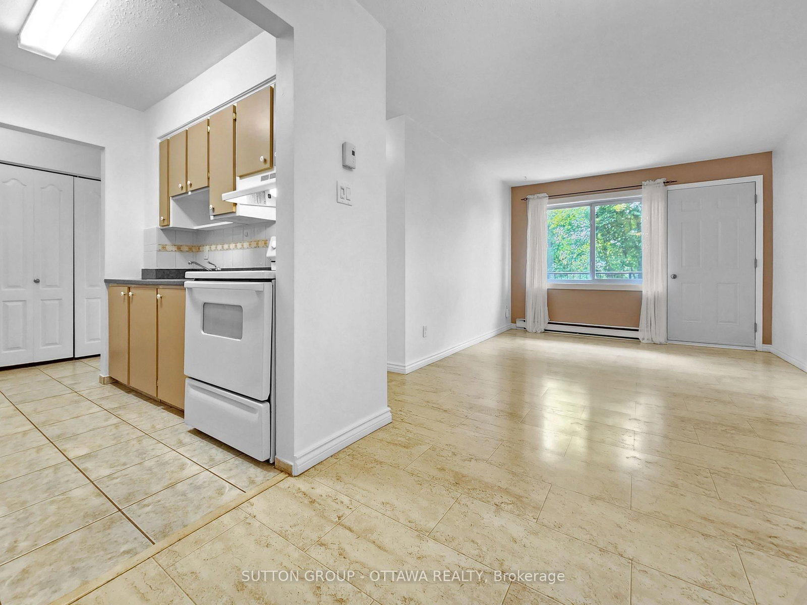 2044 Arrowsmith Drive • #202A • Ottawa, ON photo 14